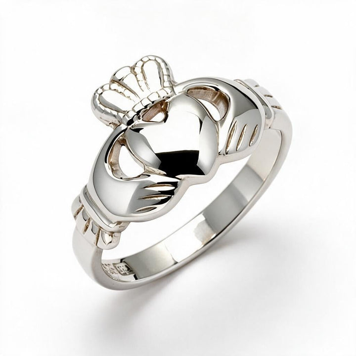 Retired Ladies Silver Claddagh Ring LSF-R202