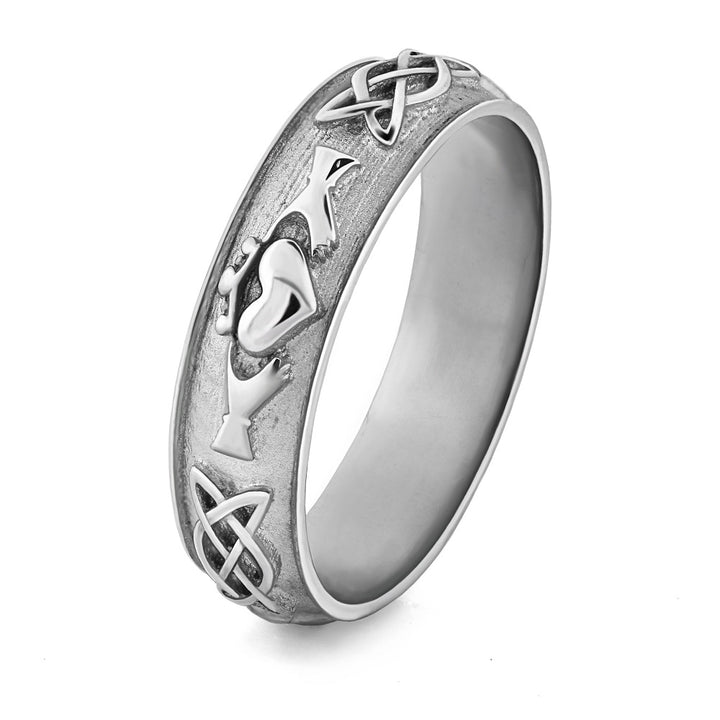 Retired Ladies Claddagh Wedding Ring LS-WED243 - Claddagh Ring